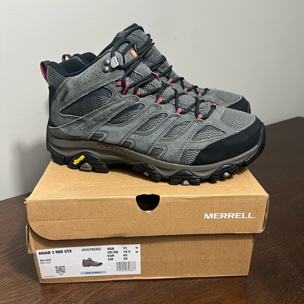 NIB Moab 3 Mid GTX Beluga Color Men Size 11 Wide